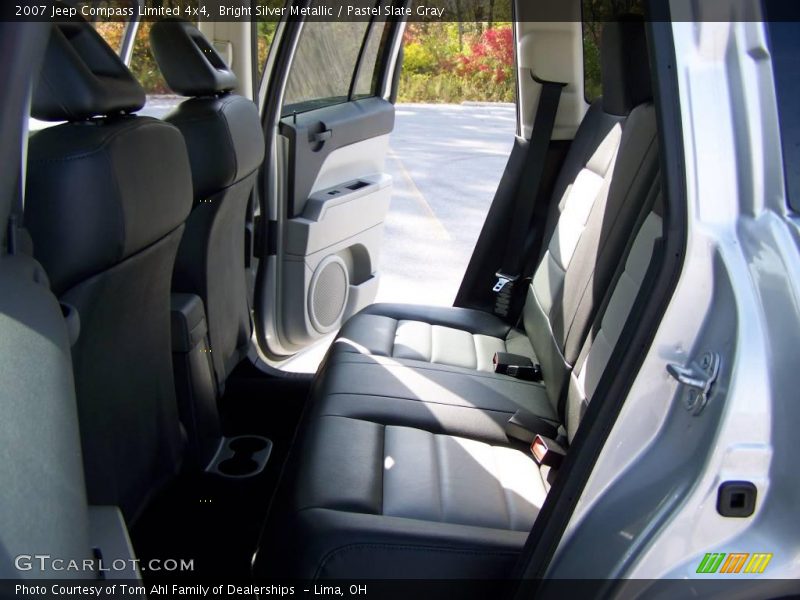 Bright Silver Metallic / Pastel Slate Gray 2007 Jeep Compass Limited 4x4