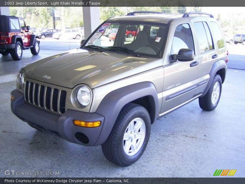 Light Khaki Metallic / Taupe 2003 Jeep Liberty Sport