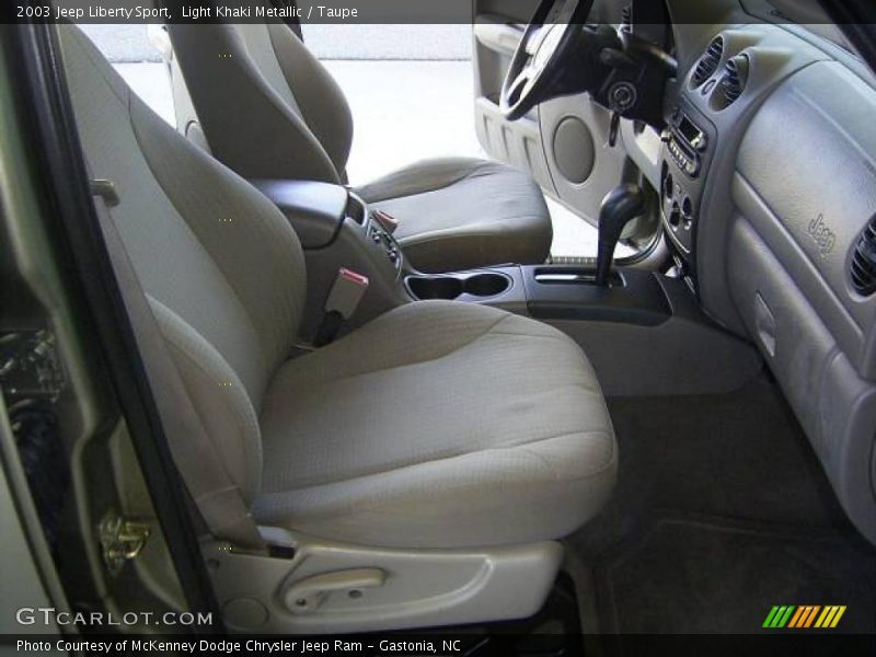 Light Khaki Metallic / Taupe 2003 Jeep Liberty Sport
