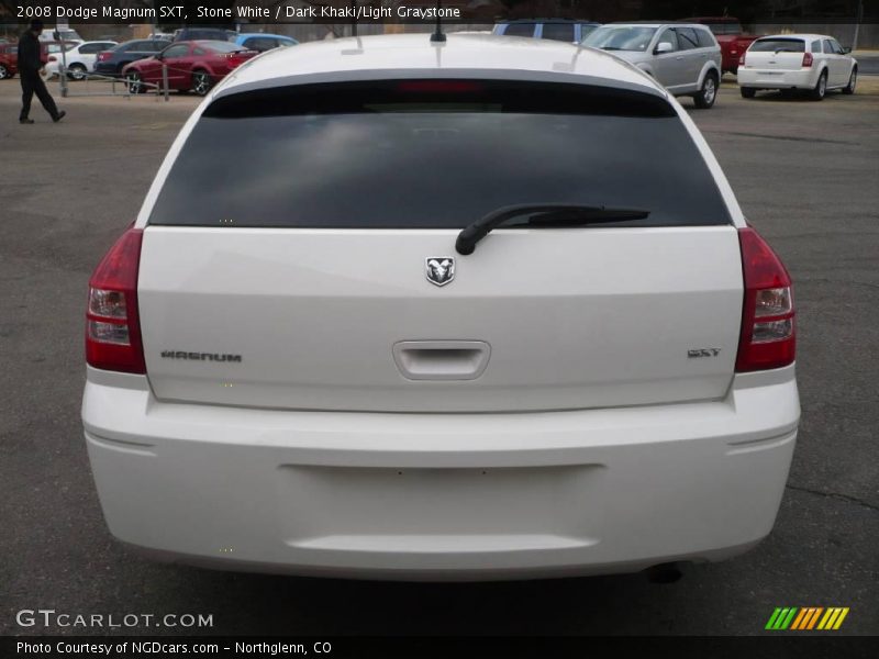 Stone White / Dark Khaki/Light Graystone 2008 Dodge Magnum SXT