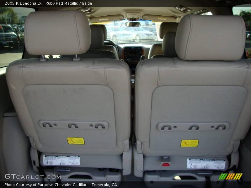 Ruby Red Metallic / Beige 2005 Kia Sedona LX
