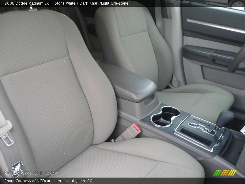 Stone White / Dark Khaki/Light Graystone 2008 Dodge Magnum SXT