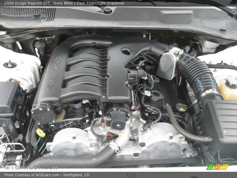 Stone White / Dark Khaki/Light Graystone 2008 Dodge Magnum SXT