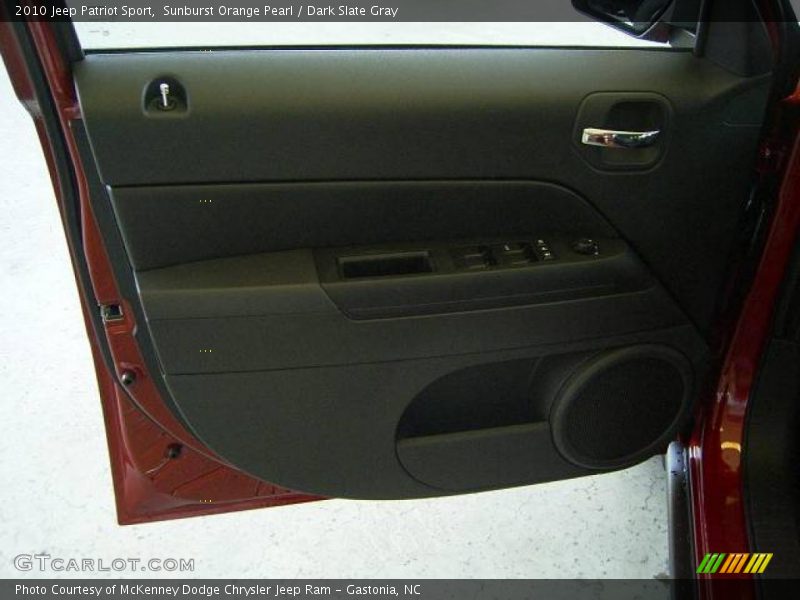 Sunburst Orange Pearl / Dark Slate Gray 2010 Jeep Patriot Sport