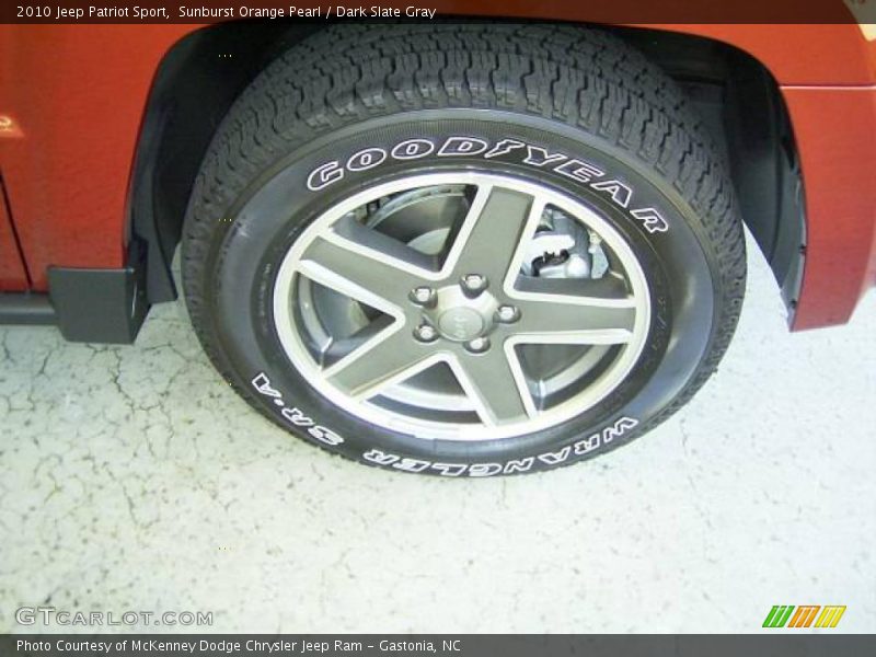 Sunburst Orange Pearl / Dark Slate Gray 2010 Jeep Patriot Sport