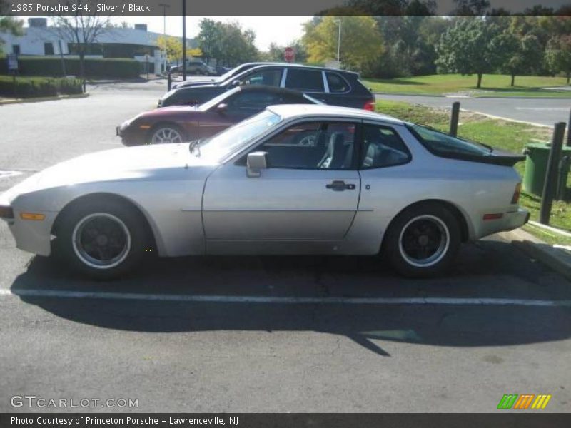 Silver / Black 1985 Porsche 944