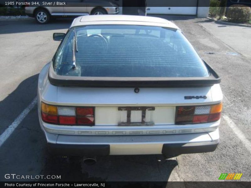 Silver / Black 1985 Porsche 944