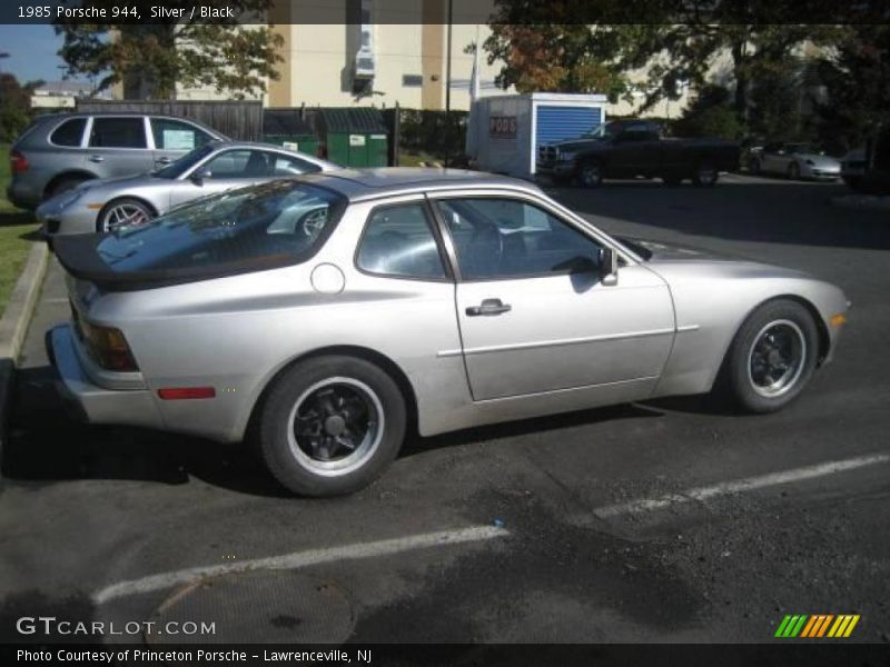Silver / Black 1985 Porsche 944