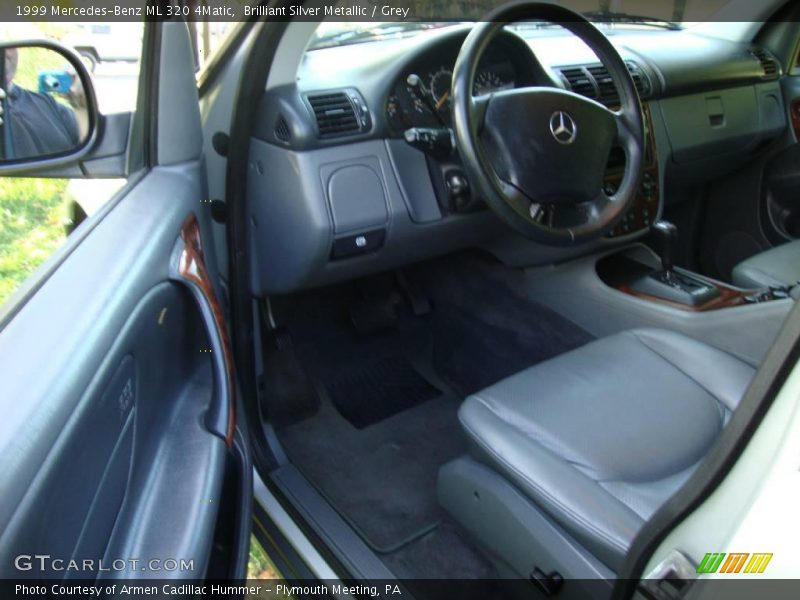 Brilliant Silver Metallic / Grey 1999 Mercedes-Benz ML 320 4Matic
