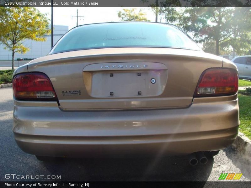 Gold Metallic / Beige 1998 Oldsmobile Intrigue GL