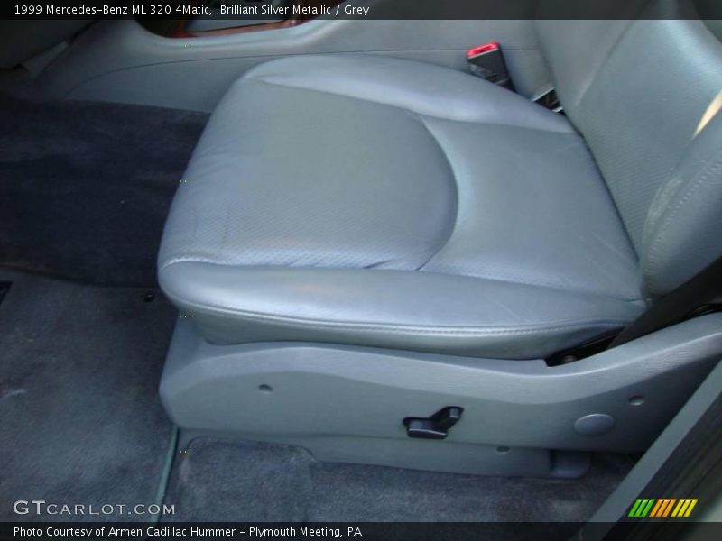 Brilliant Silver Metallic / Grey 1999 Mercedes-Benz ML 320 4Matic