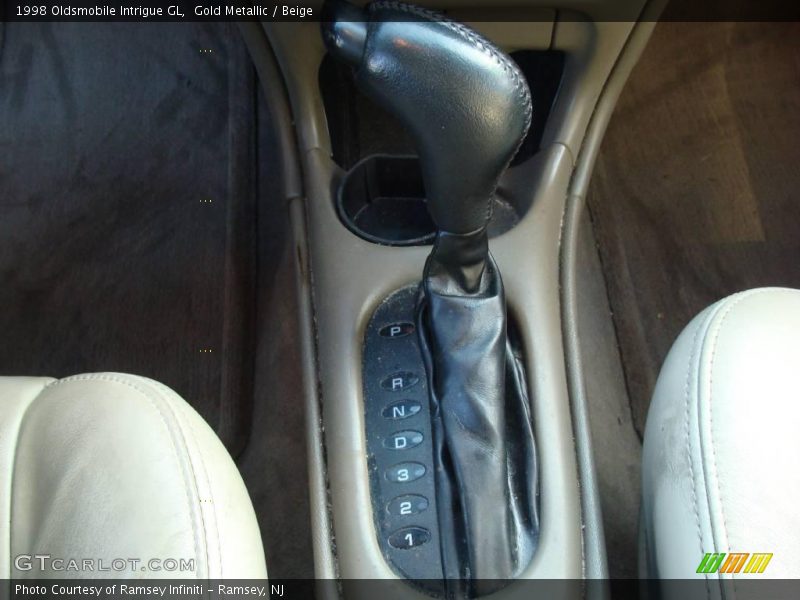 Gold Metallic / Beige 1998 Oldsmobile Intrigue GL