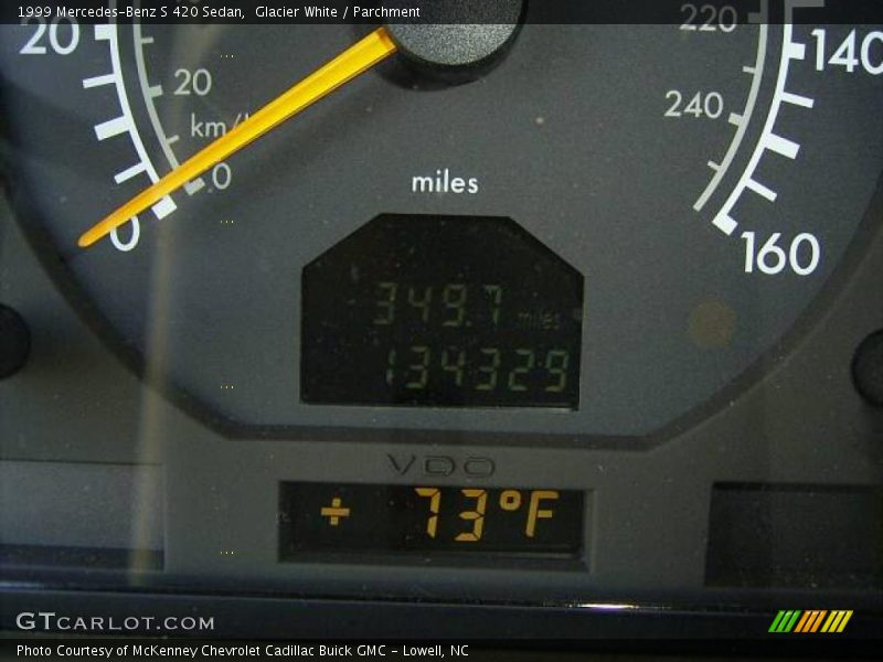 Glacier White / Parchment 1999 Mercedes-Benz S 420 Sedan