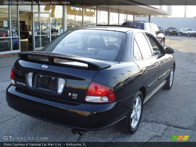 Blackout Black / Stone 2001 Nissan Sentra SE