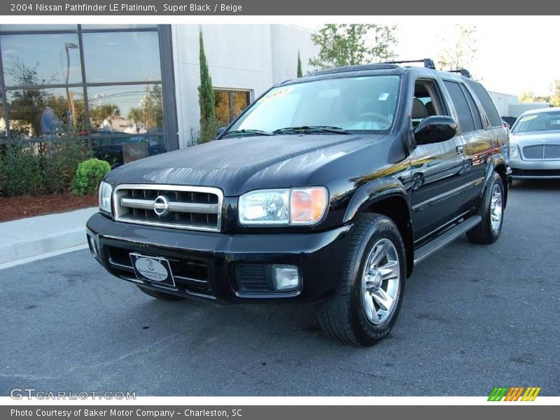 Super Black / Beige 2004 Nissan Pathfinder LE Platinum