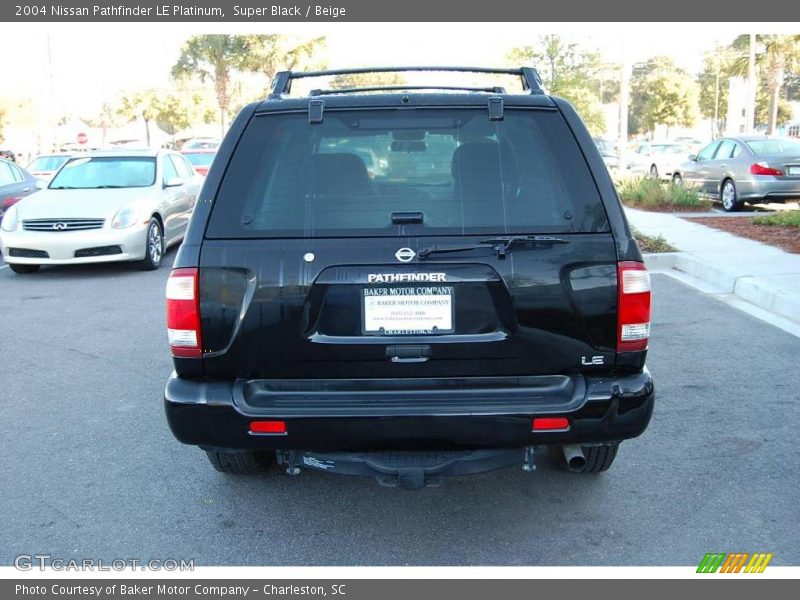 Super Black / Beige 2004 Nissan Pathfinder LE Platinum
