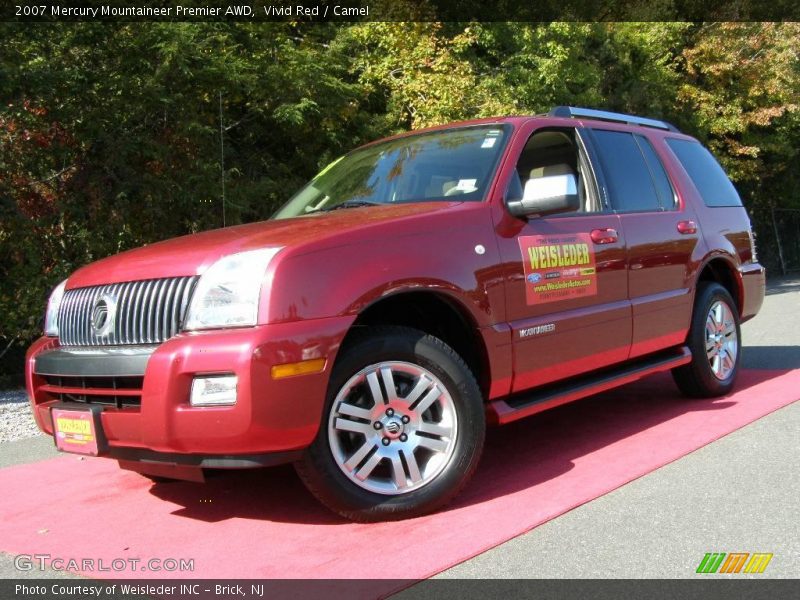 Vivid Red / Camel 2007 Mercury Mountaineer Premier AWD