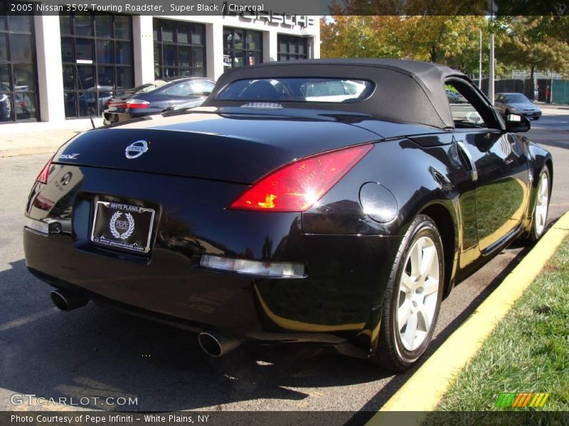 Super Black / Charcoal 2005 Nissan 350Z Touring Roadster