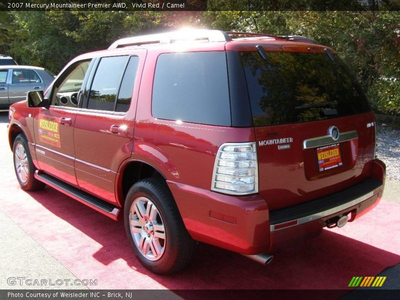 Vivid Red / Camel 2007 Mercury Mountaineer Premier AWD