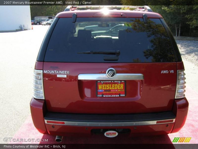 Vivid Red / Camel 2007 Mercury Mountaineer Premier AWD