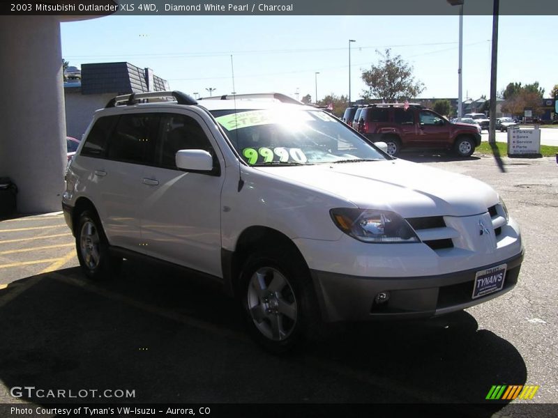Diamond White Pearl / Charcoal 2003 Mitsubishi Outlander XLS 4WD