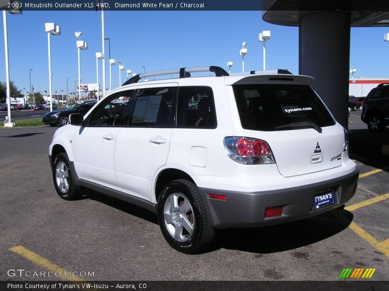 Diamond White Pearl / Charcoal 2003 Mitsubishi Outlander XLS 4WD