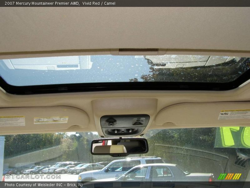 Vivid Red / Camel 2007 Mercury Mountaineer Premier AWD