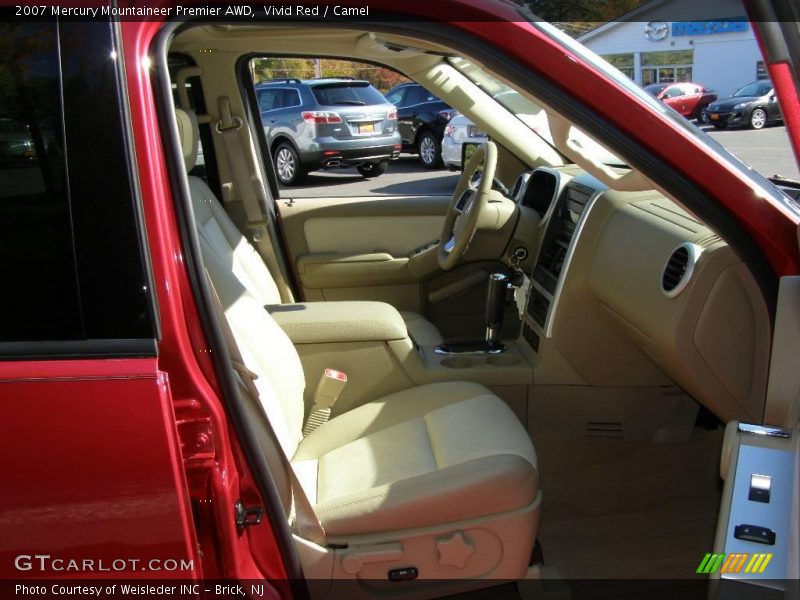 Vivid Red / Camel 2007 Mercury Mountaineer Premier AWD