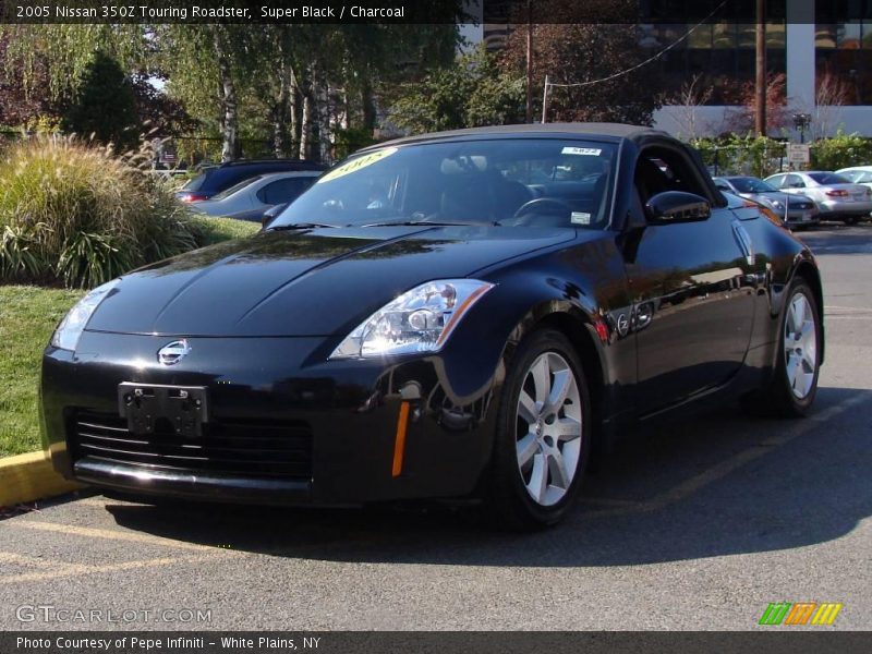 Super Black / Charcoal 2005 Nissan 350Z Touring Roadster