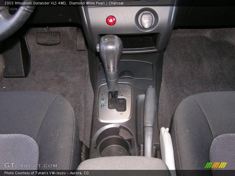 Diamond White Pearl / Charcoal 2003 Mitsubishi Outlander XLS 4WD