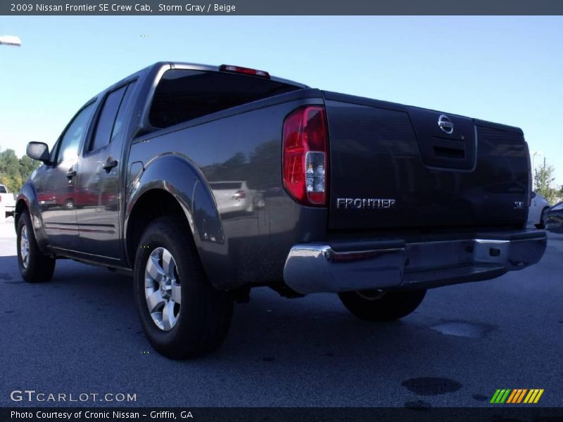 Storm Gray / Beige 2009 Nissan Frontier SE Crew Cab