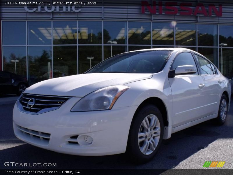 Winter Frost White / Blond 2010 Nissan Altima 2.5 SL