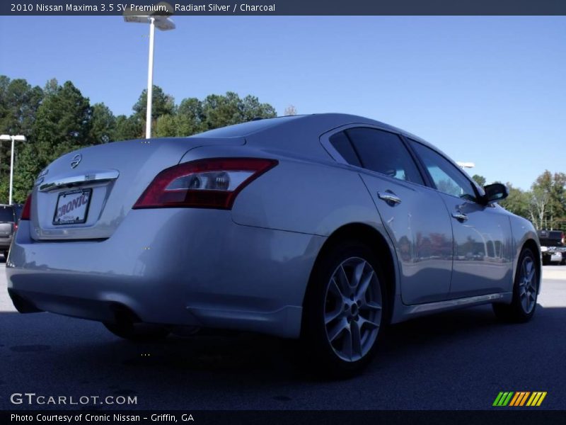 Radiant Silver / Charcoal 2010 Nissan Maxima 3.5 SV Premium
