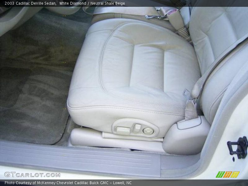 White Diamond / Neutral Shale Beige 2003 Cadillac DeVille Sedan