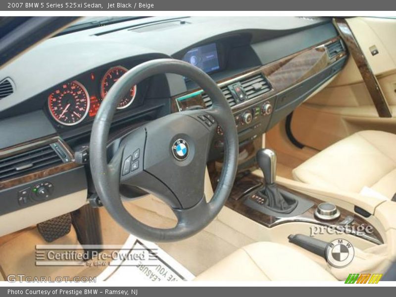 Jet Black / Beige 2007 BMW 5 Series 525xi Sedan