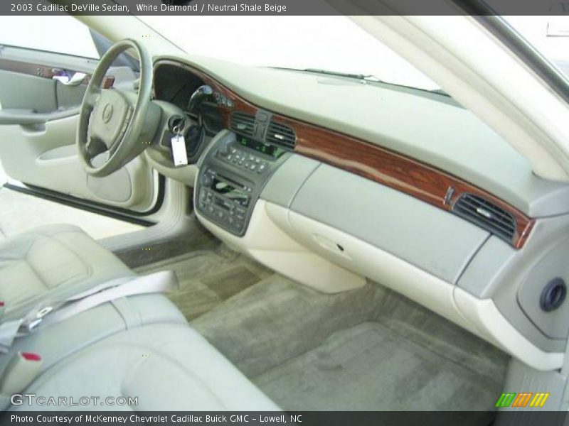 White Diamond / Neutral Shale Beige 2003 Cadillac DeVille Sedan