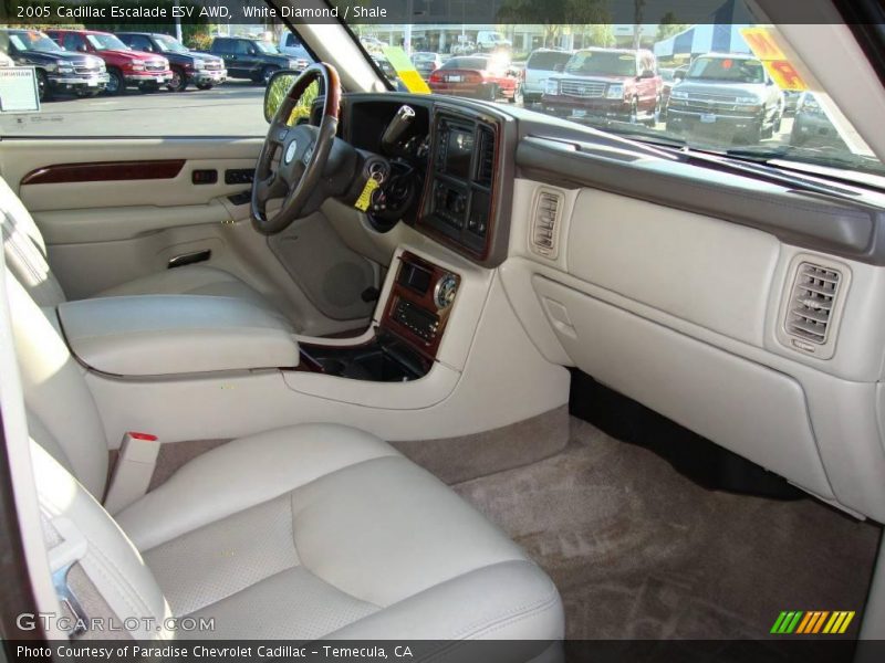 White Diamond / Shale 2005 Cadillac Escalade ESV AWD