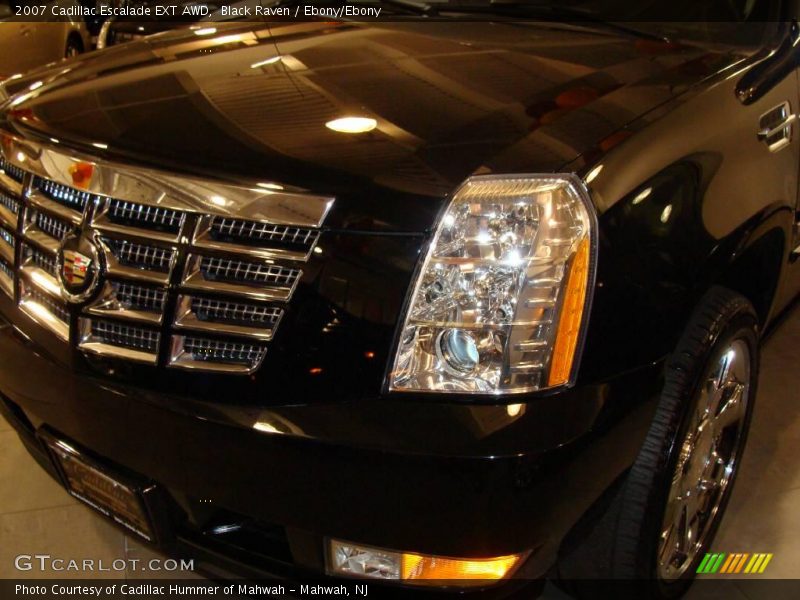 Black Raven / Ebony/Ebony 2007 Cadillac Escalade EXT AWD