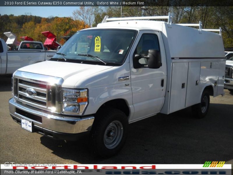 Oxford White / Medium Flint 2010 Ford E Series Cutaway E350 Commercial Utility
