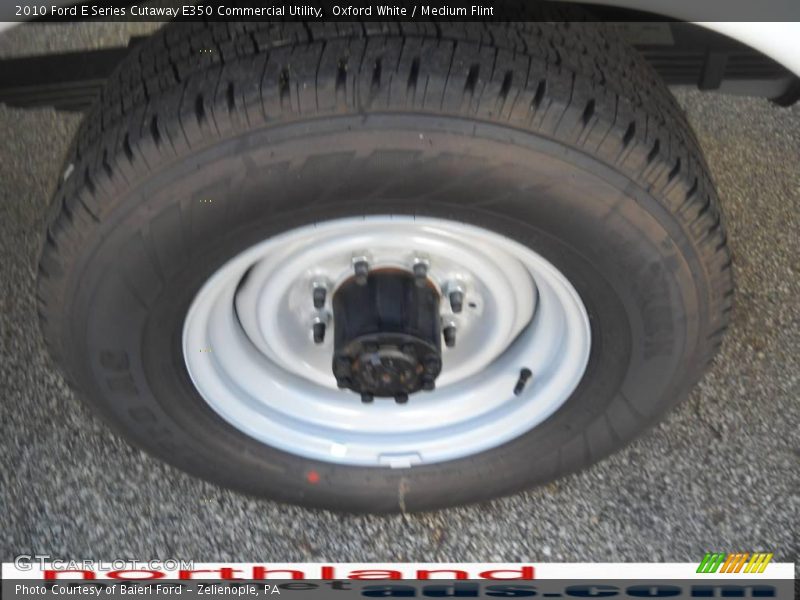 Oxford White / Medium Flint 2010 Ford E Series Cutaway E350 Commercial Utility