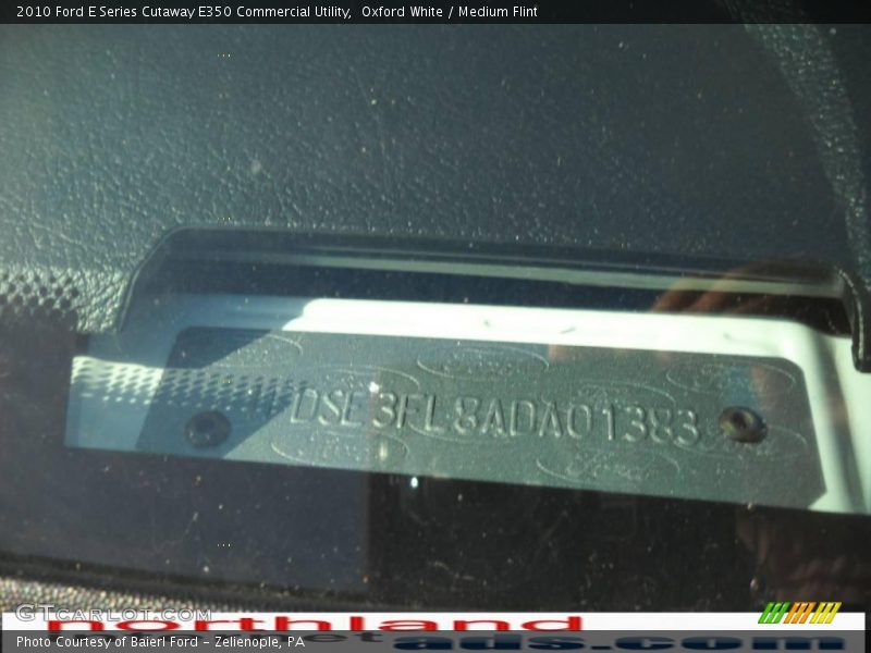 Oxford White / Medium Flint 2010 Ford E Series Cutaway E350 Commercial Utility