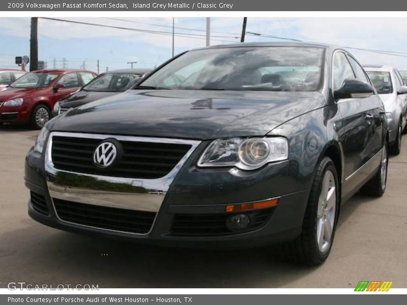 Island Grey Metallic / Classic Grey 2009 Volkswagen Passat Komfort Sedan
