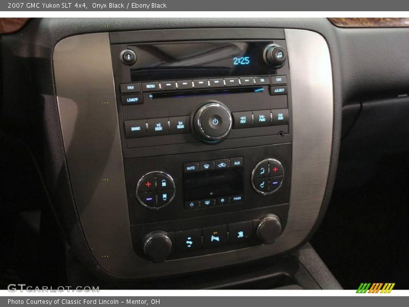 Onyx Black / Ebony Black 2007 GMC Yukon SLT 4x4
