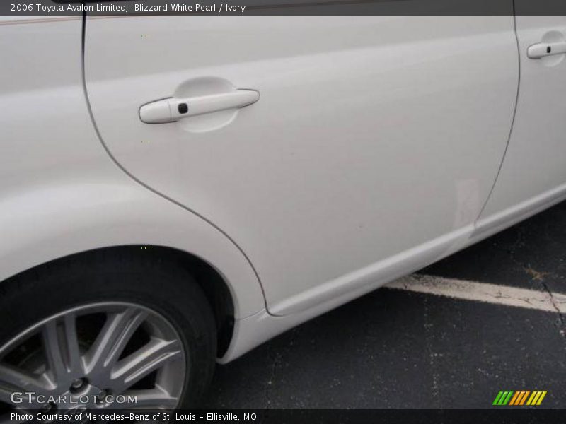 Blizzard White Pearl / Ivory 2006 Toyota Avalon Limited