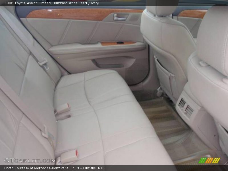 Blizzard White Pearl / Ivory 2006 Toyota Avalon Limited