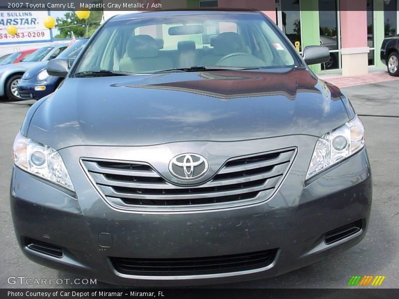 Magnetic Gray Metallic / Ash 2007 Toyota Camry LE