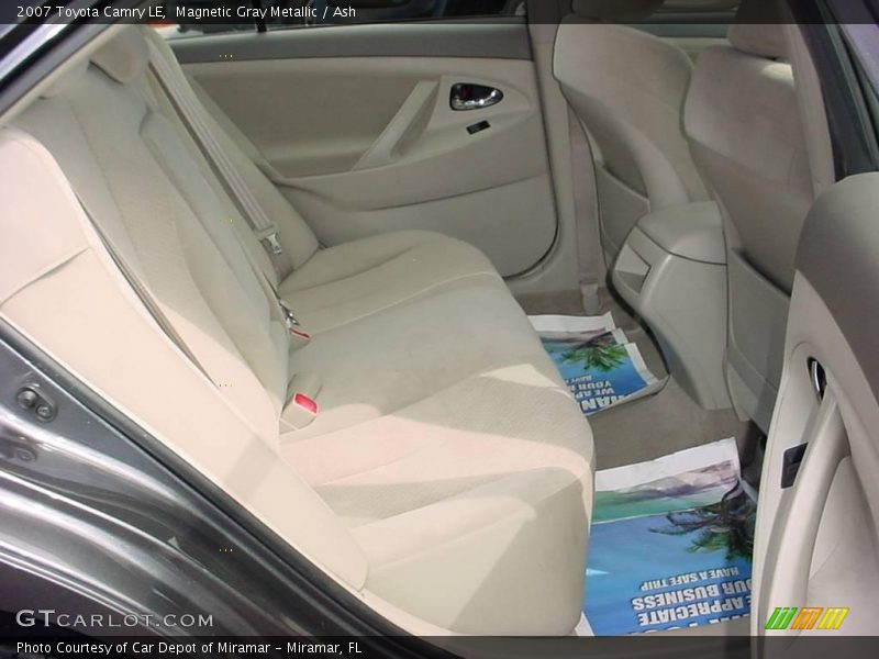 Magnetic Gray Metallic / Ash 2007 Toyota Camry LE