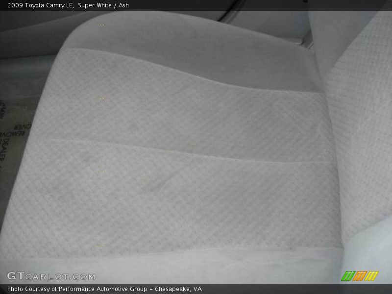 Super White / Ash 2009 Toyota Camry LE