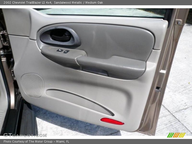 Sandalwood Metallic / Medium Oak 2002 Chevrolet TrailBlazer LS 4x4