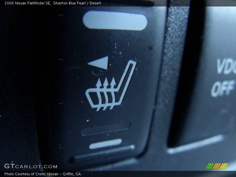 Silverton Blue Pearl / Desert 2006 Nissan Pathfinder SE